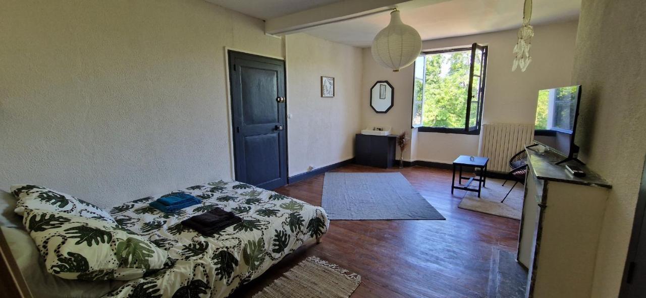 Spacieuse Suite Maison De Ville - 4 Personnes 올롱생테마리 외부 사진