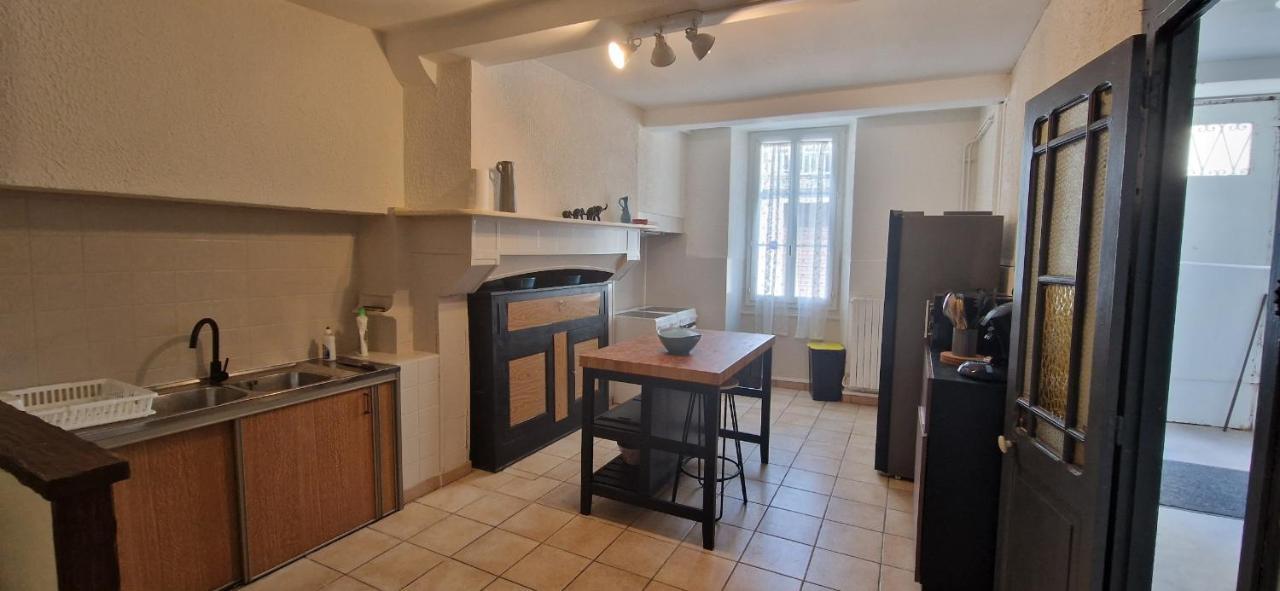 Spacieuse Suite Maison De Ville - 4 Personnes 올롱생테마리 외부 사진